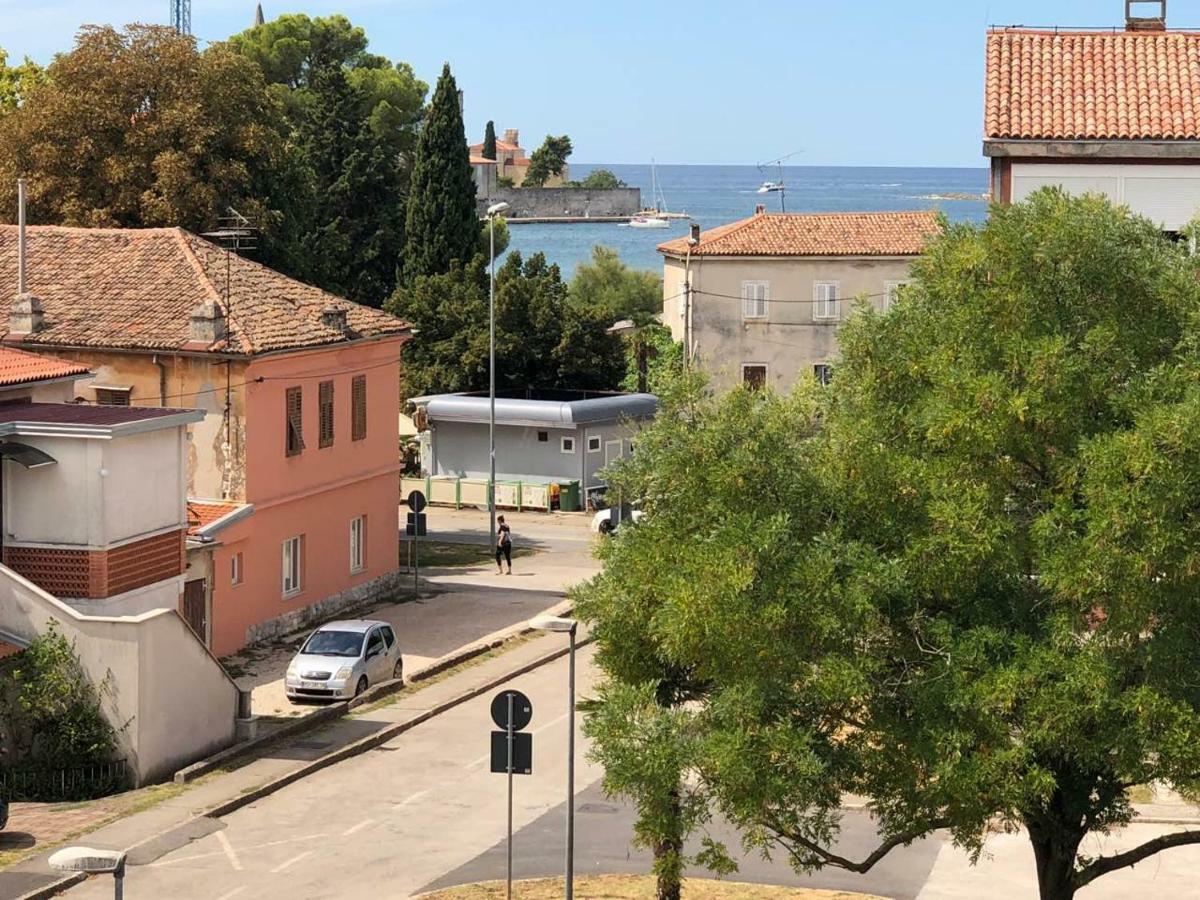 Saten Suite Apartment Near The Beach Porec Bagian luar foto